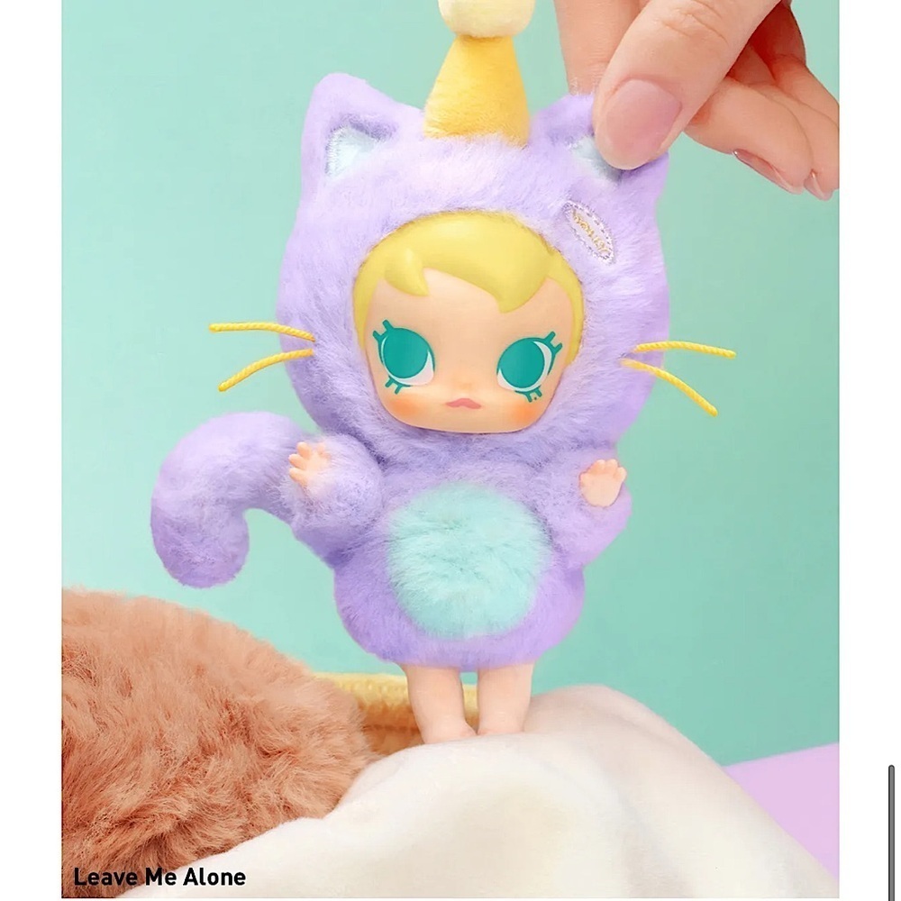 PopMart Molly Pocket Friends Leave Me Alone Plush Pendant New w/ Box & Card open